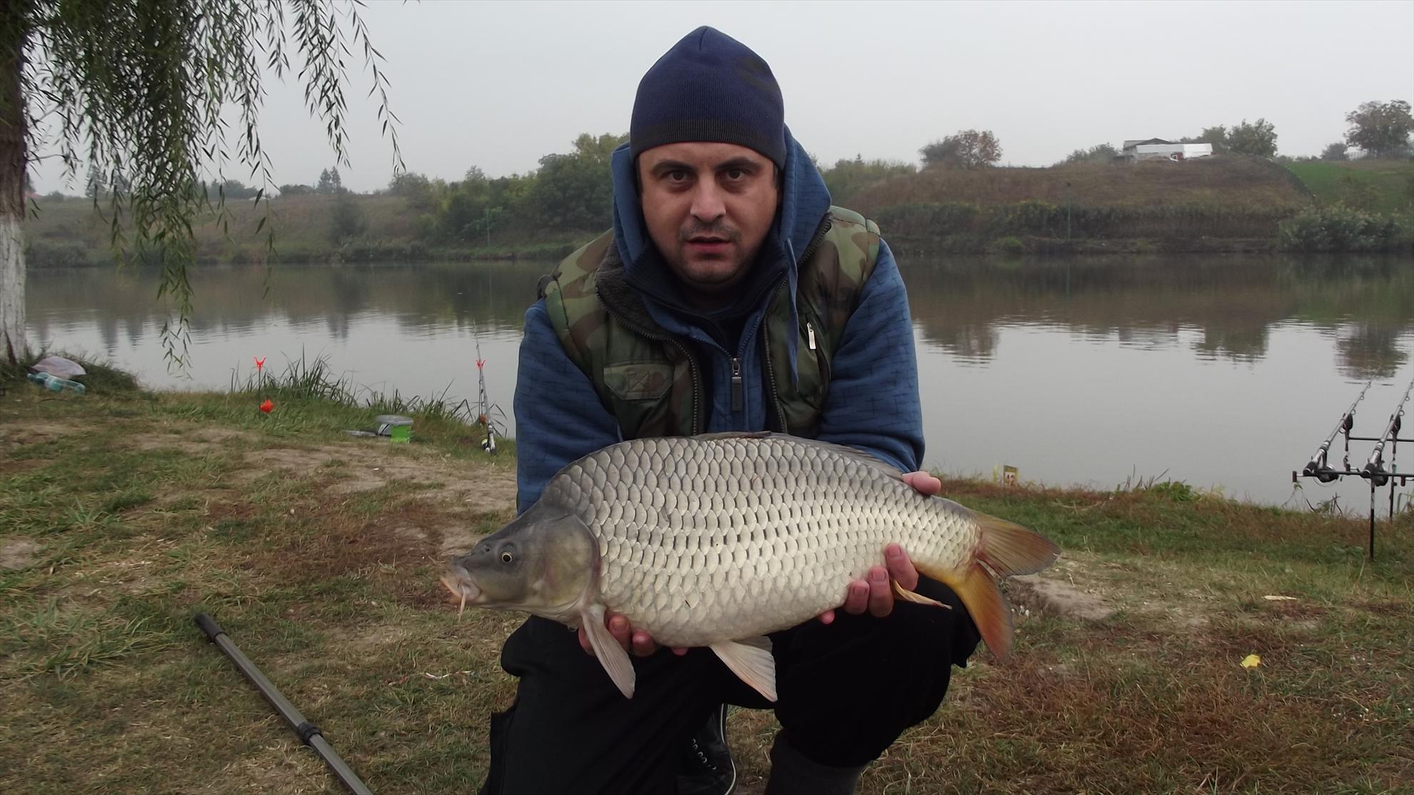 pescuit M.Vlasiei  2012 - dscf0240.JPG